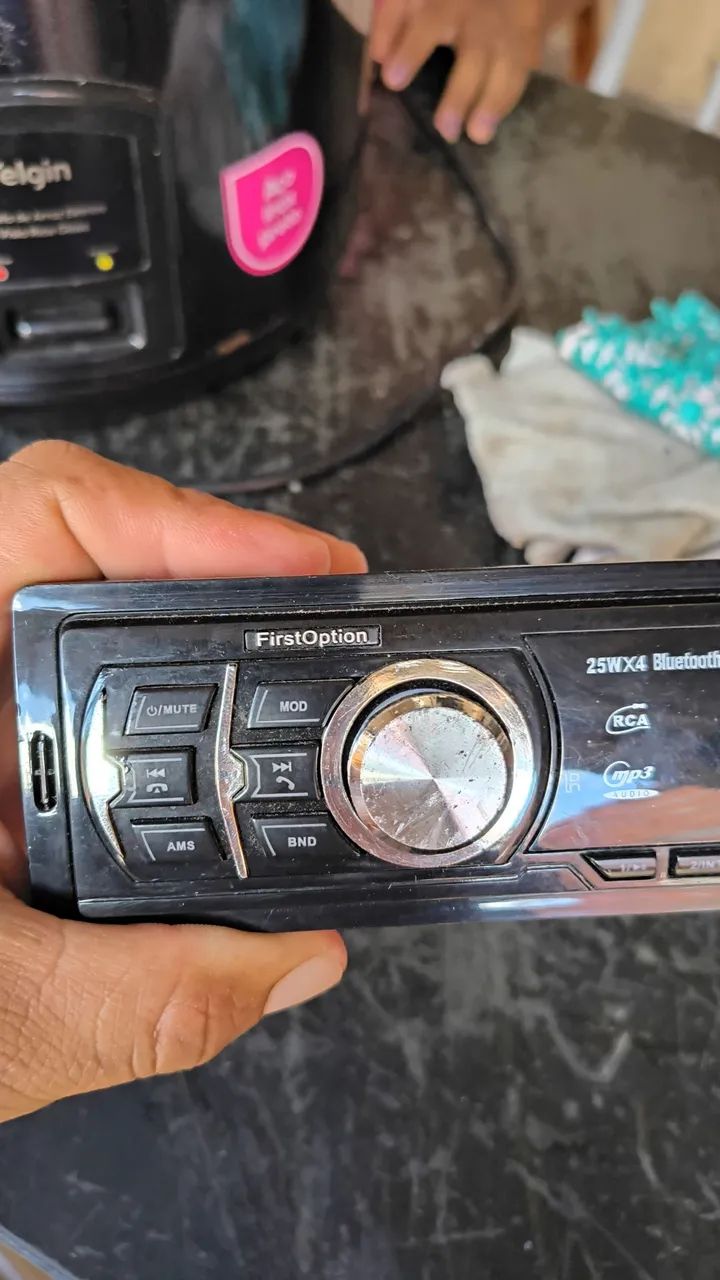 Médio de 8 polegadas e rádio via bluetooth. - Foto 3