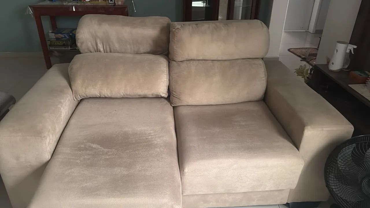 Sofa retrátil e reclinável
