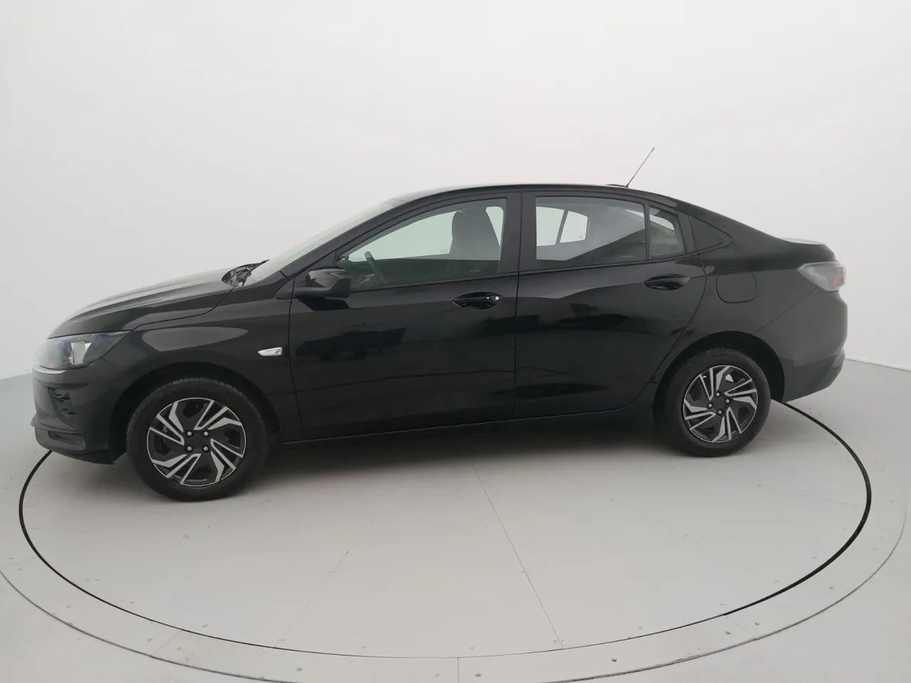 Chevrolet Onix Plus 1.0 12V TB Flex Aut. 4P, foto 2 de 18