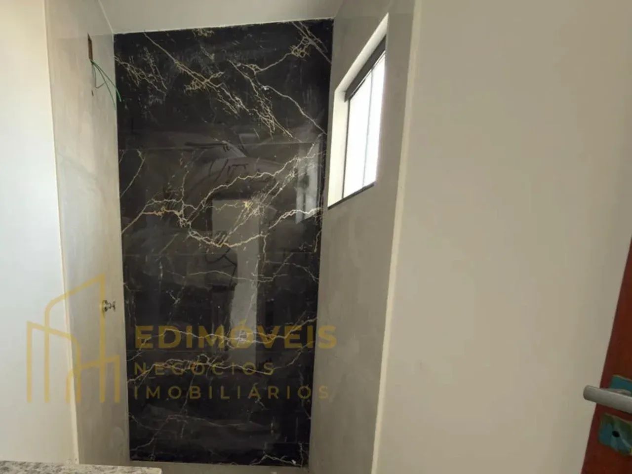 Exclusiva casa duplex com 2 su ítes e quintal em São Francisco! - Foto 4