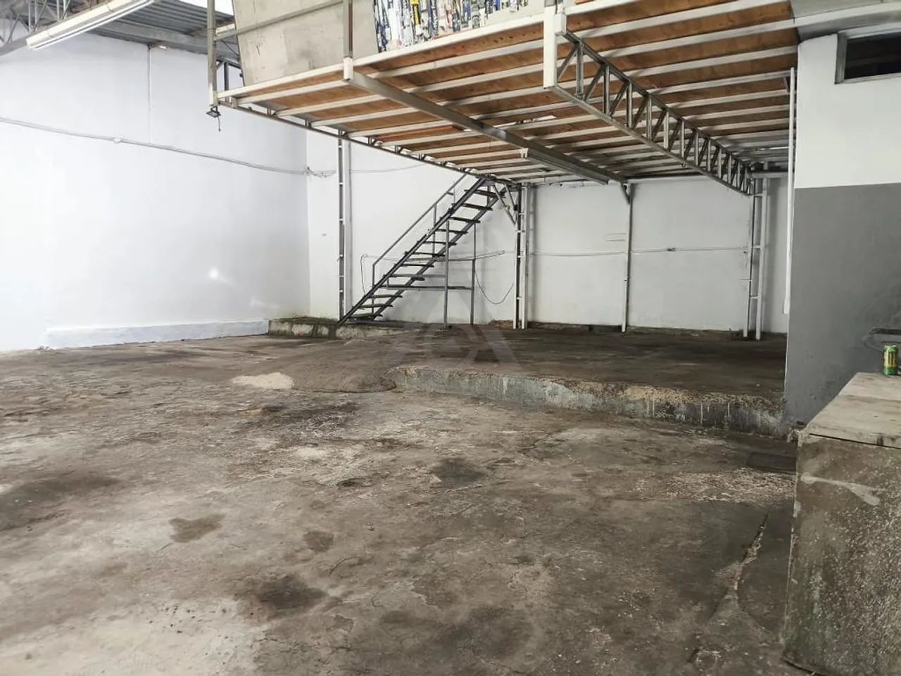 Galpão para alugar em Campinas, Taquaral, com 230 m²