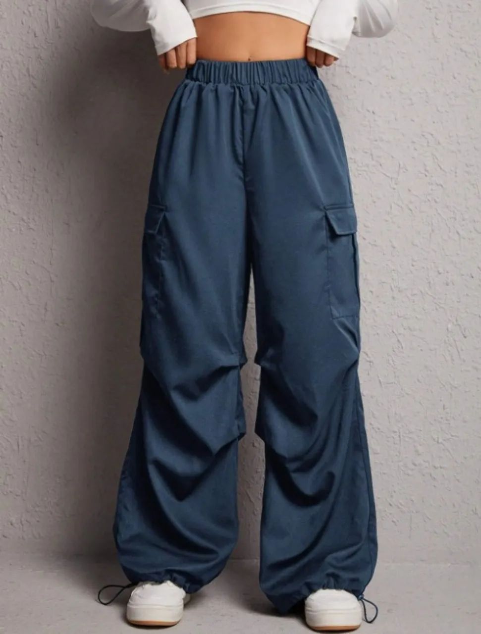 Calça SHEIN PETITE bolsos lateral - Foto 2