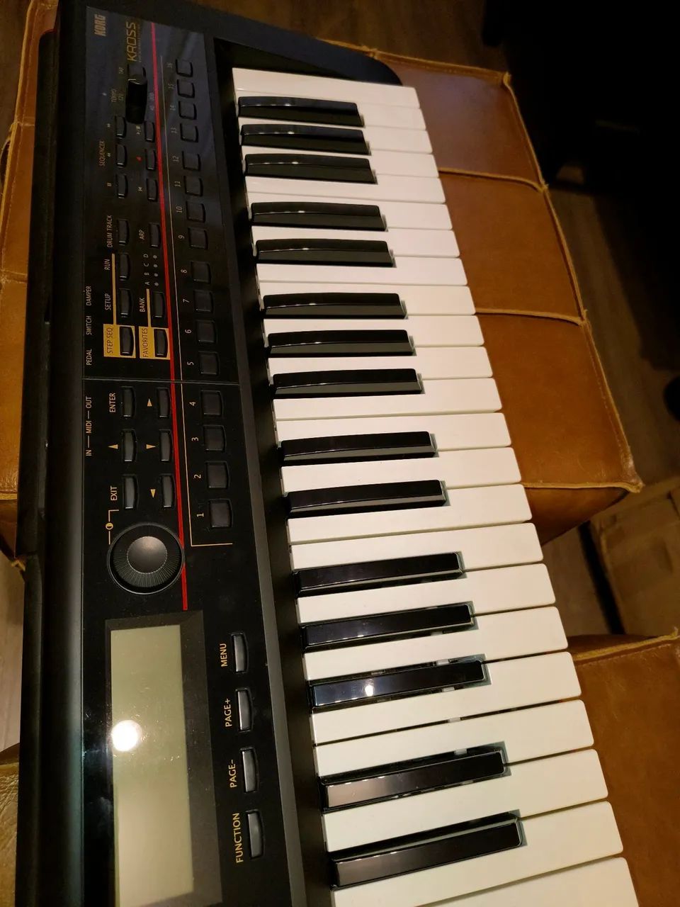 Teclado - Workstation Korg Kross 5/8 - Foto 5