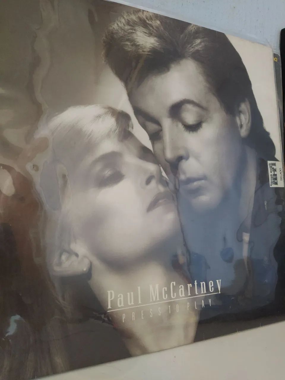 Disco Vinil / Paul McCartney / Press to Play.