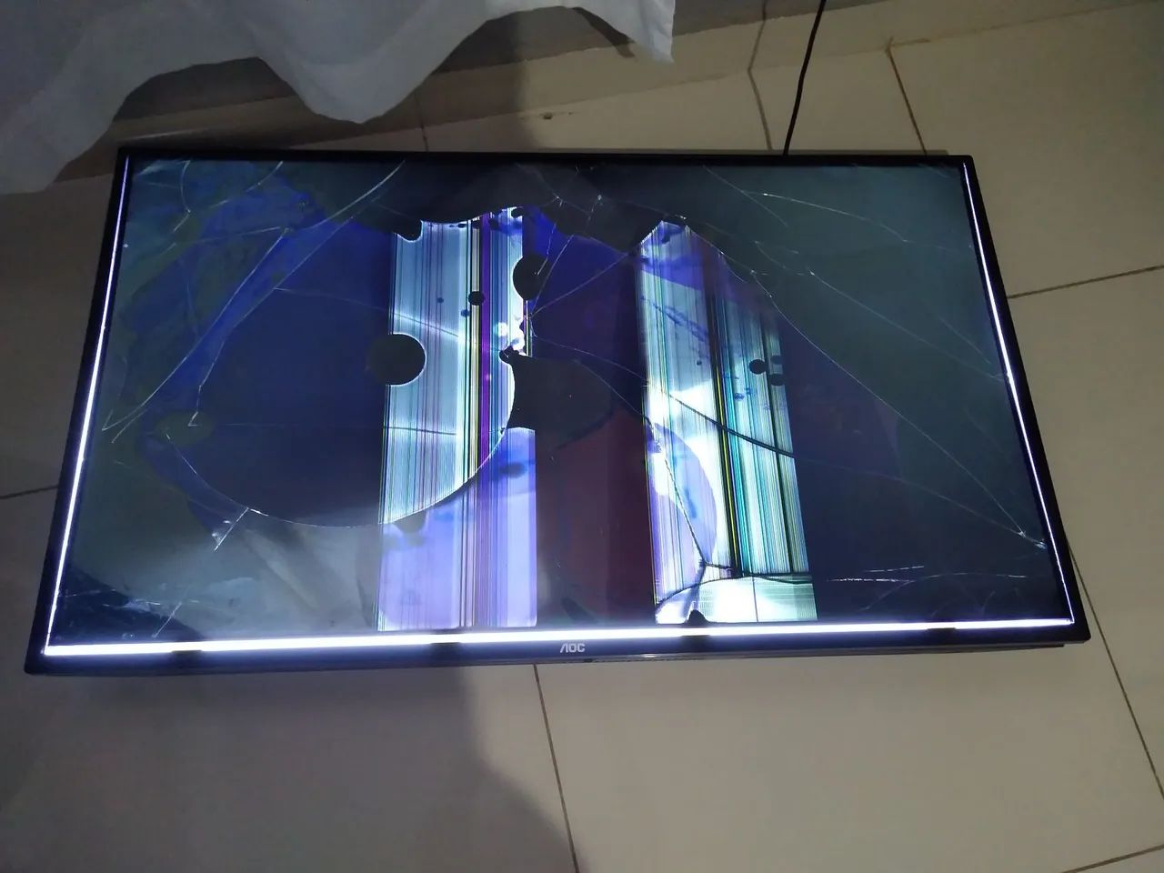 2 tvs oac 43 com defeito  - Foto 2