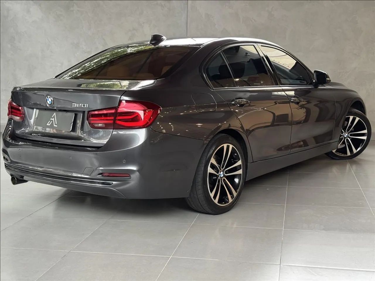 BMW 320I 320i 2018 - Foto 2