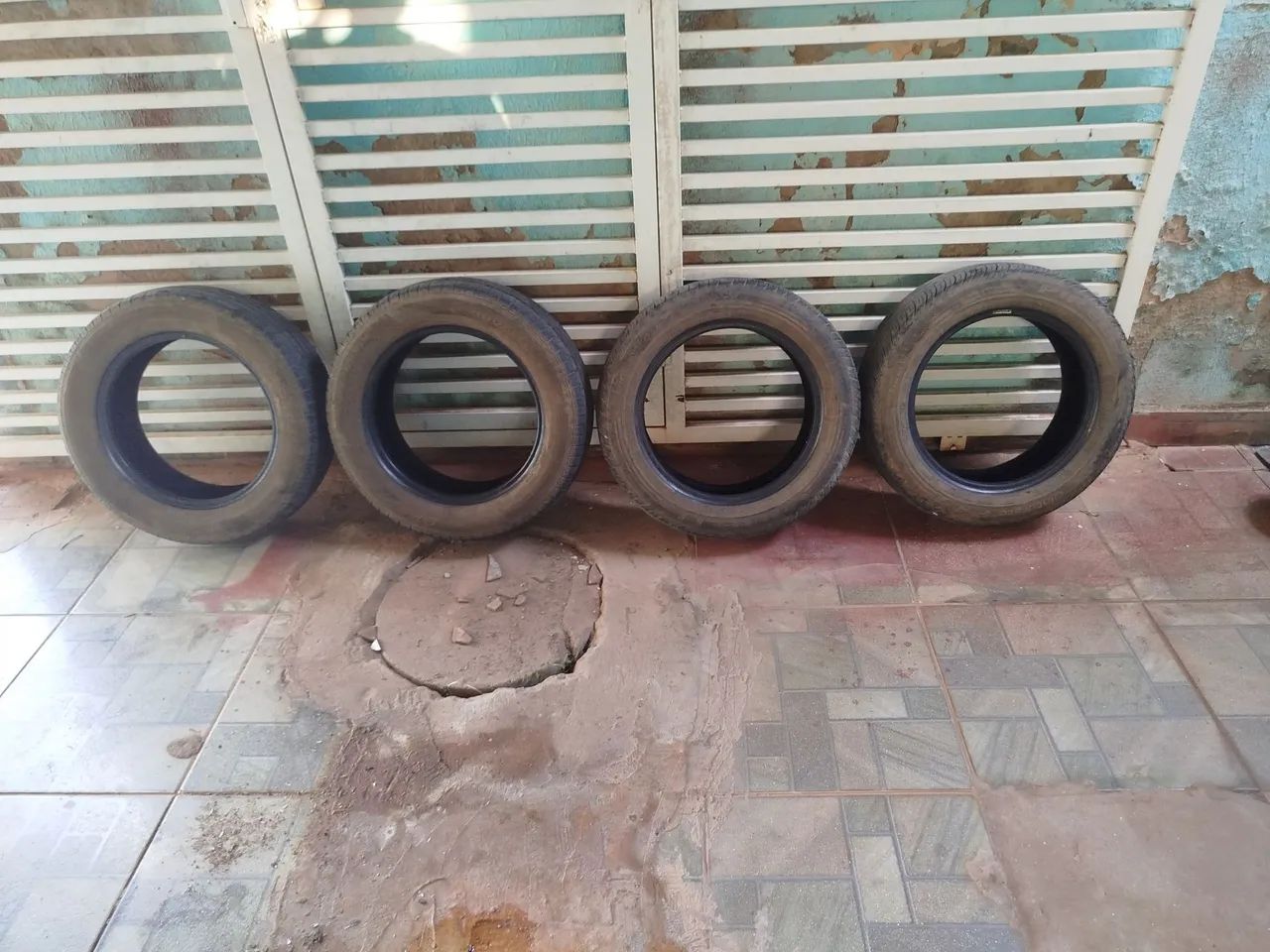 Pneus