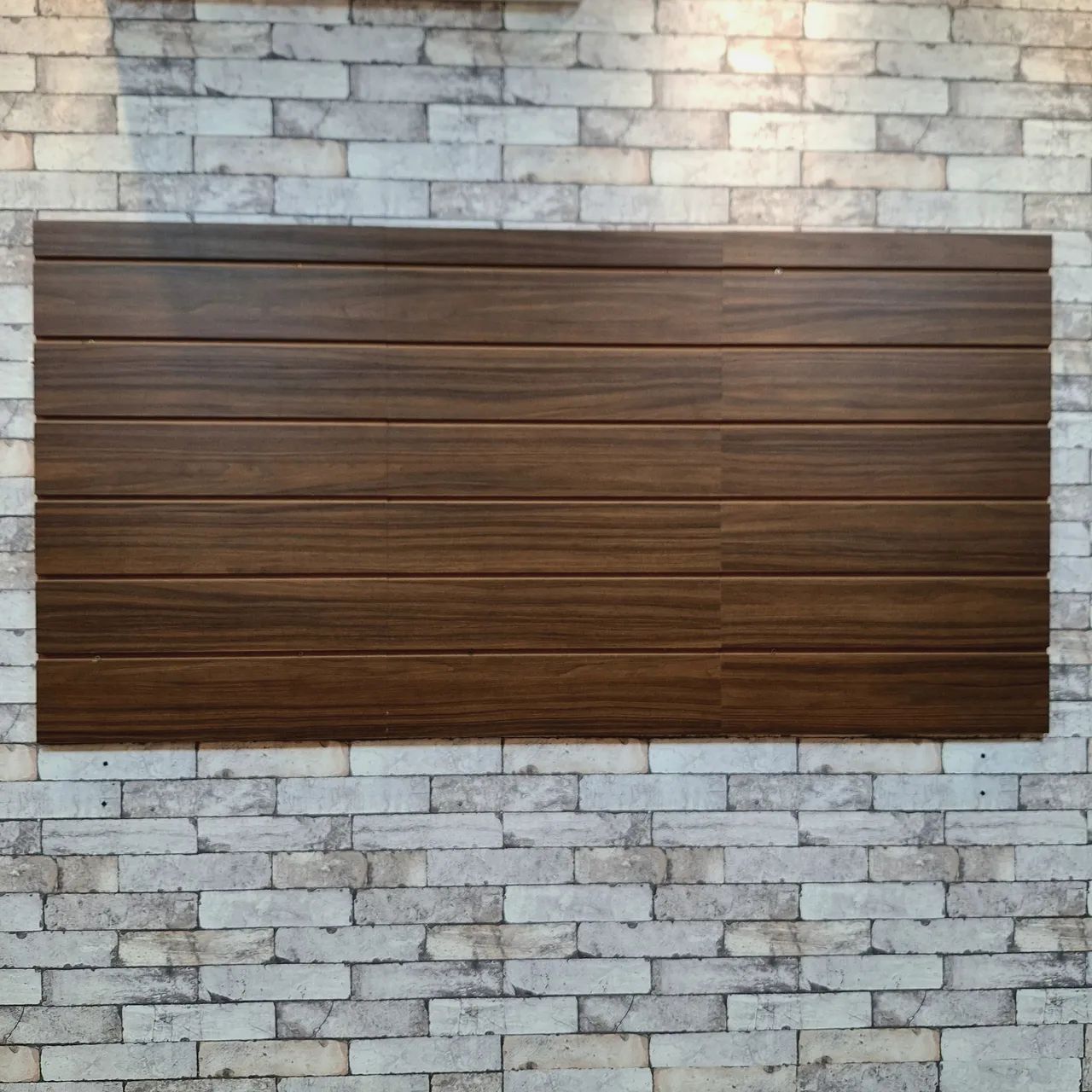 Painel canaletado com ganchos e cabideiros  - Foto 3
