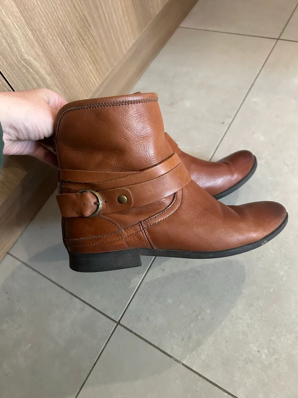 Bota de couro N°35 Arezzo 