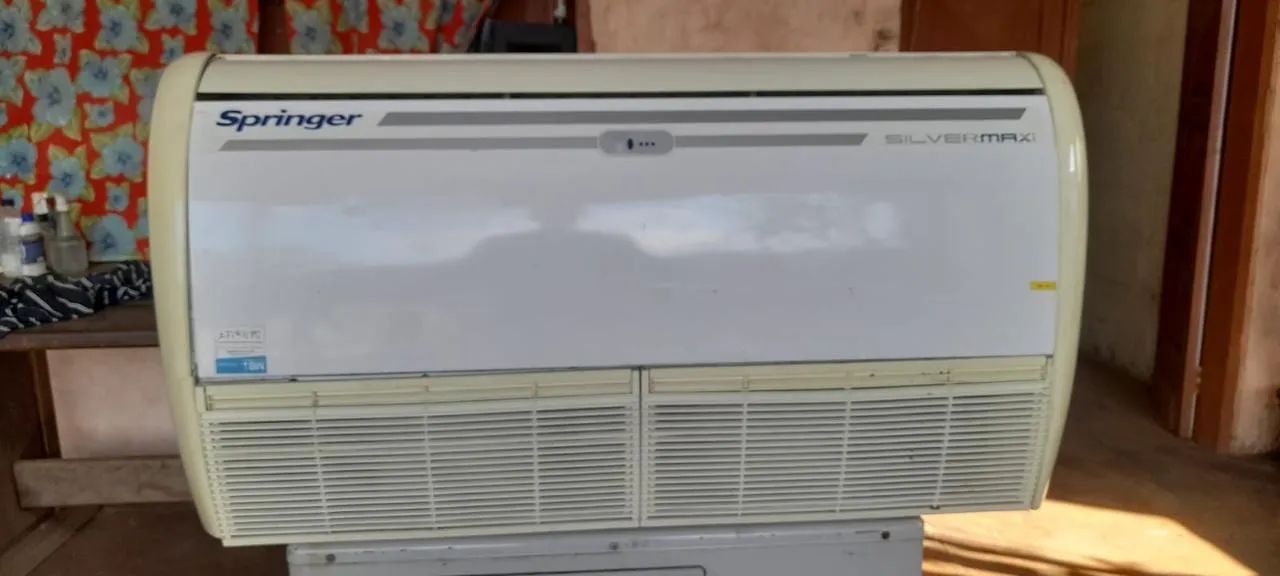 AR CONDICIONADO 35.000 BTUs SPRINGER - Foto 2