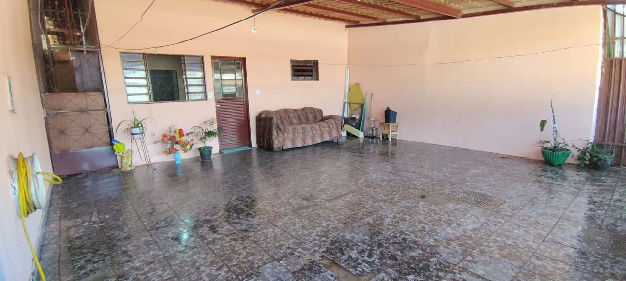 Vendo casa ótima localização  - Foto 2