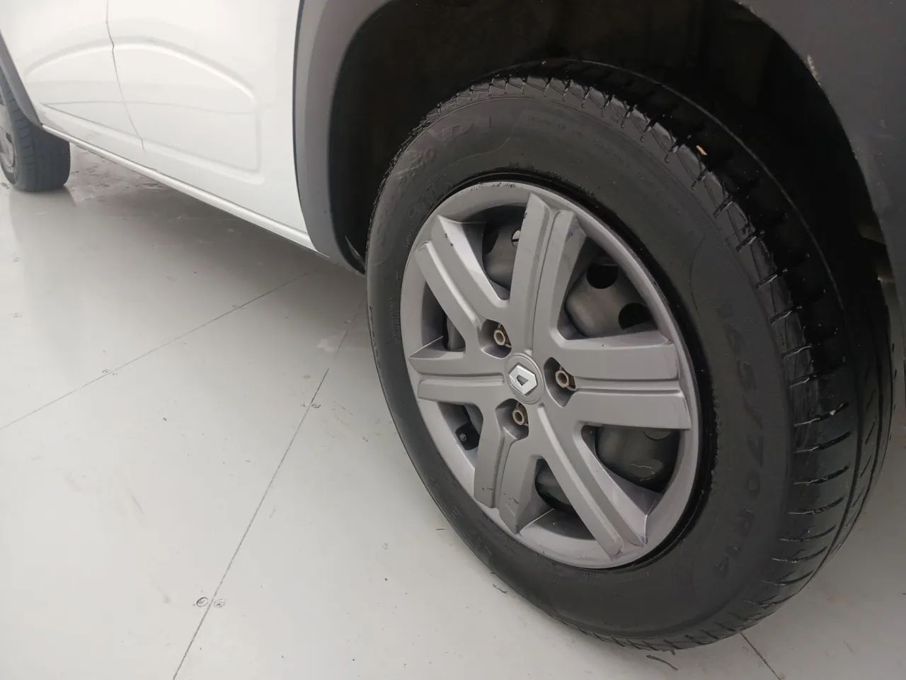 Renault Kwid 1.0 Zen, foto 12 de 18