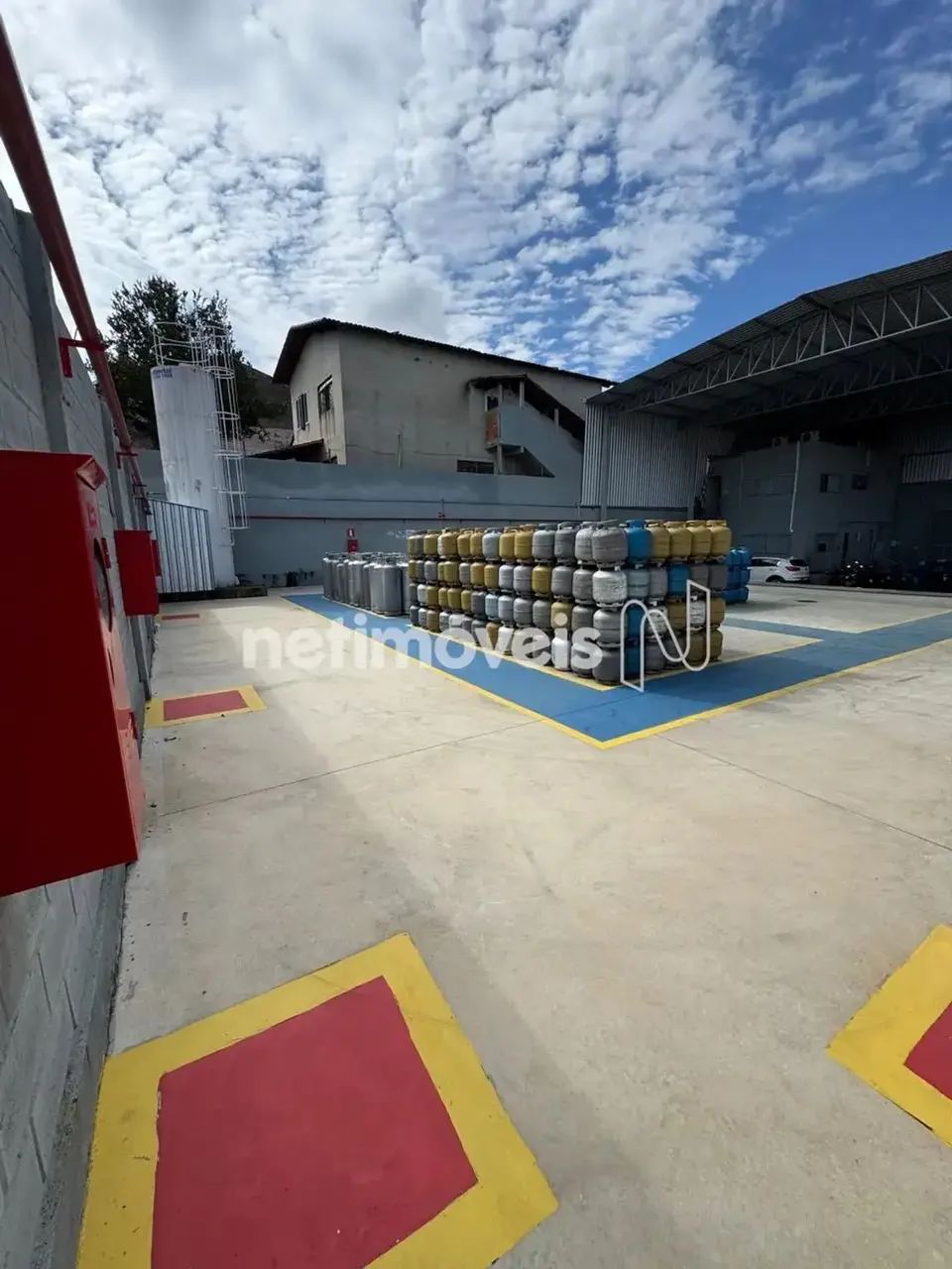 GALPÃO / ÁREA MULTIUSO 800m²; DOCUMENTAÇÃO 100% REGULARIZADA - Foto 3