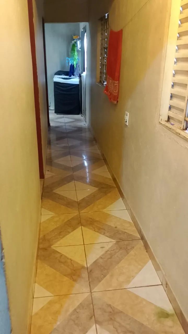 Vendo ou troco casa no itapoã  - Foto 5