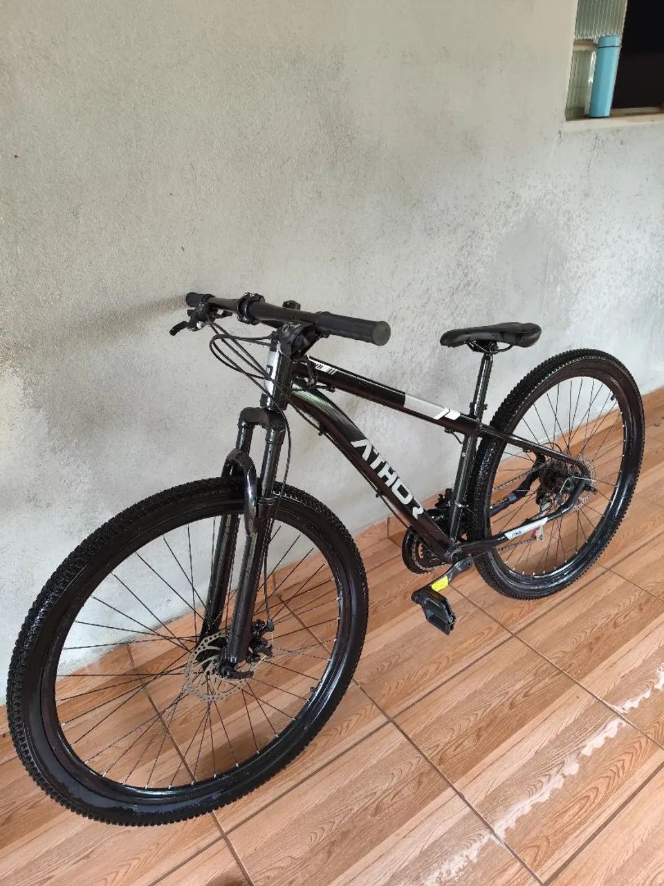 Vendo bicicleta aro 29 praticamente nova, troco em som automotivo tbm - Foto 2