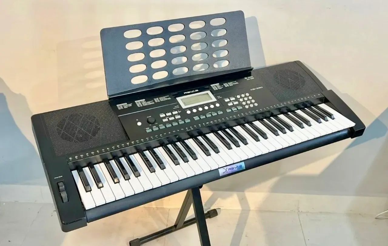 Teclado Roland Revas KB 330 (usado) 