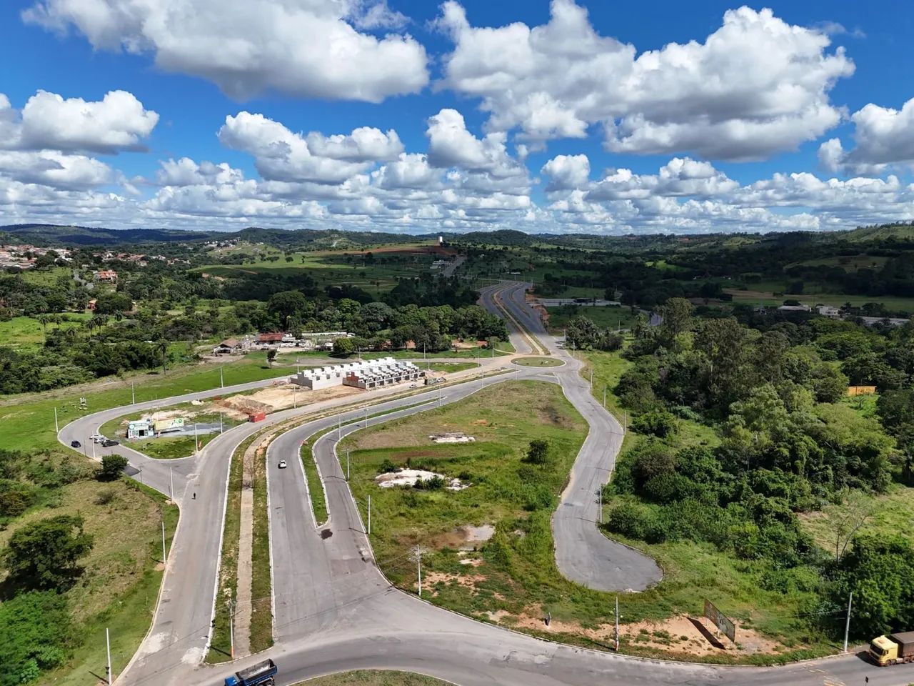 Lote comerciais e residênciais - Foto 2
