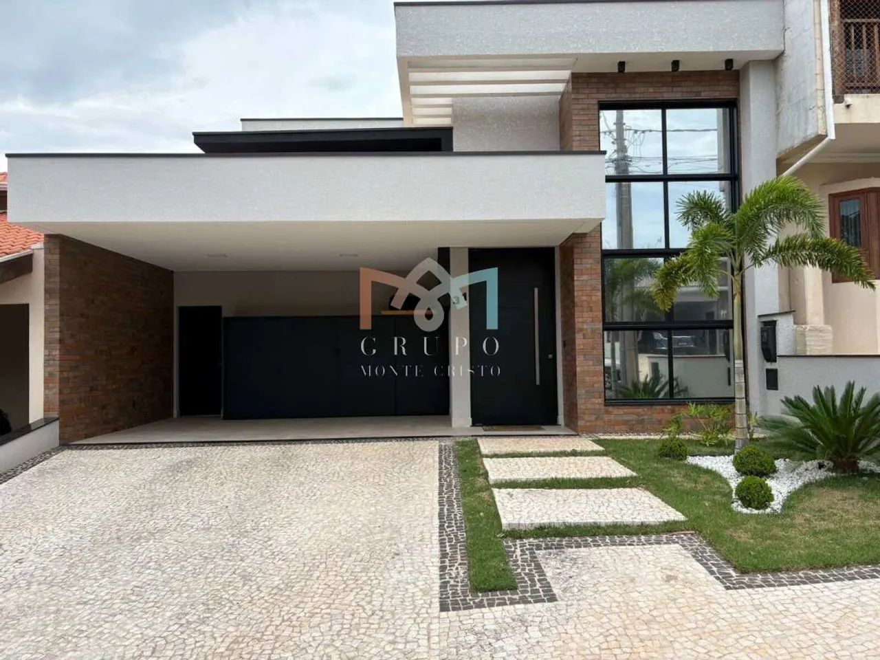 Casa Térrea à venda c\ 3 suítes e 4 vagas - mobiliado - Foto 2