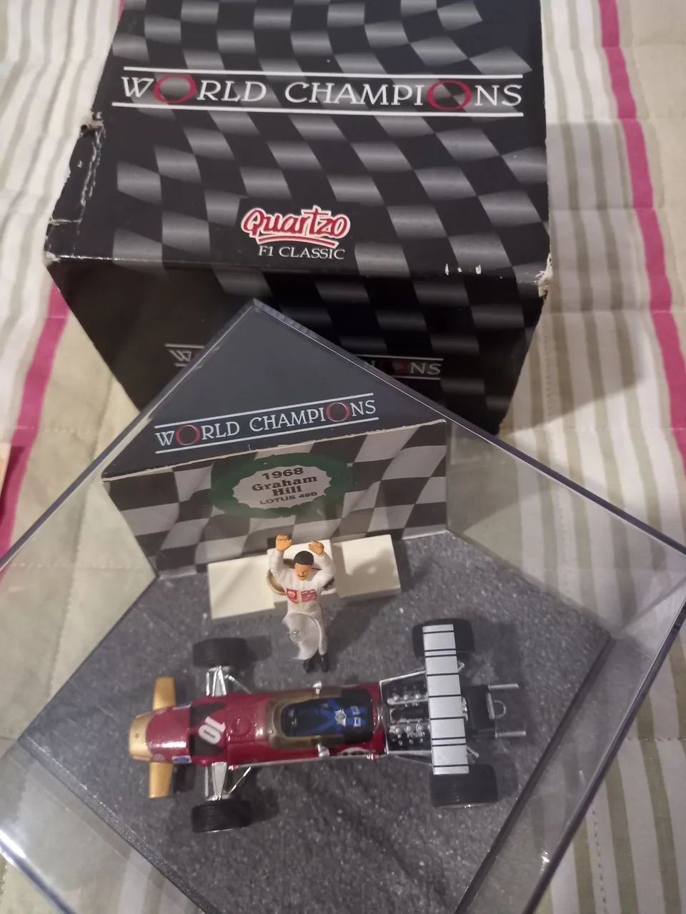 Miniatura F1 Lotus 49B Graham Hill World Champion 1968 escala 1:43