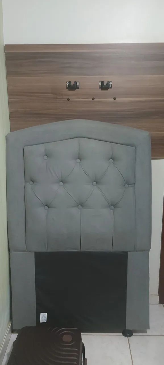 2 Cabeceira de cama +1 painel para TV pequena 