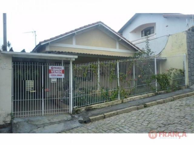Casa à venda com 3 dormitórios em Centro, Jacarei cod:V2984