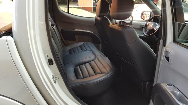 Triton 2016 4x4 automatica impecável baixo km $79.900 - Foto 6