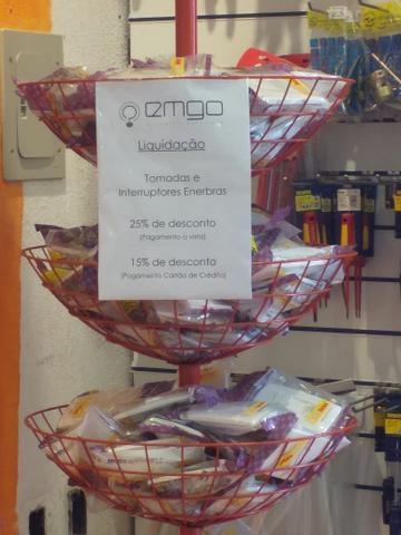 Tomadas, interruptores ENERBRAS