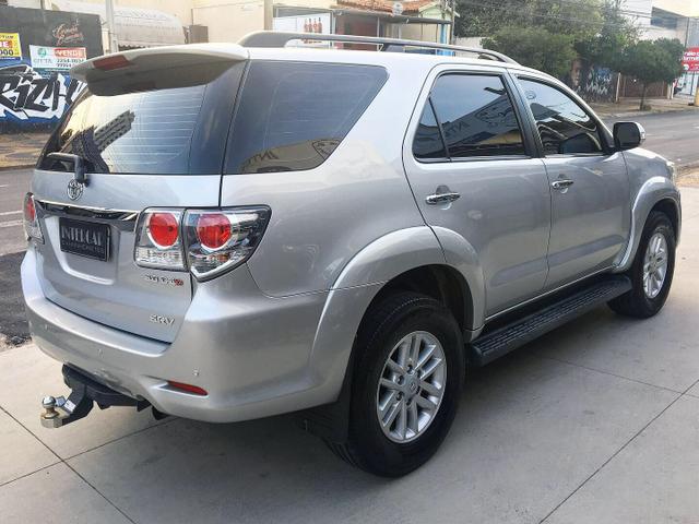 Toyota Hilux SW4 - Foto 5