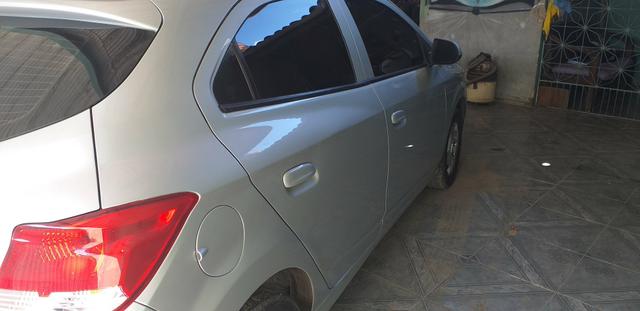Ônix super conservado revisado - Foto 8