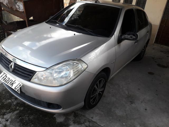 Vendo Renault Symbol 1.6 2011 - Foto 2