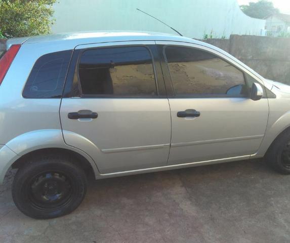 Carro Ford Fiesta 2004 - Foto 4