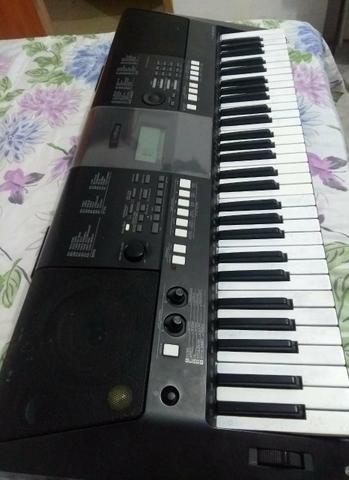 Teclado Yamaha Psr - 423 - Foto 4