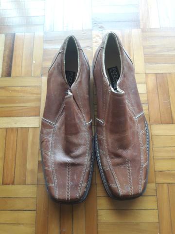 Sapato de couro tam 44