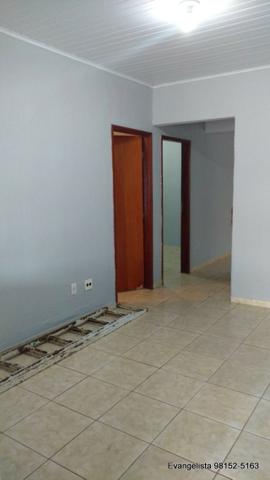 Urgente Linda Casa de 3 Quartos Escriturada + Barraco de Fundo - Foto 2