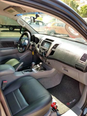 Toyota Hilux 4x4 - Foto 5