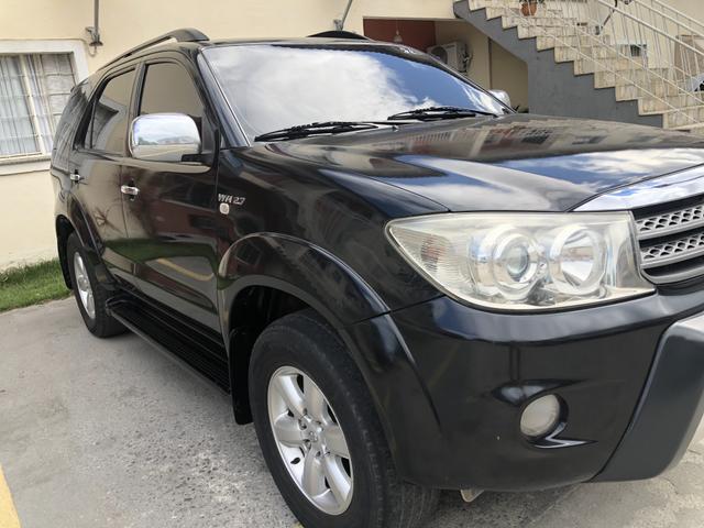 Hilux sw4 7 lugares GNV - Foto 8