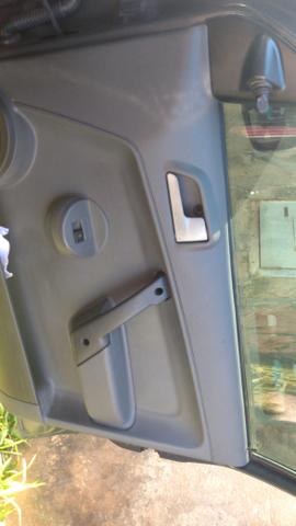 Gol G4 1.6 13.500 - Foto 3