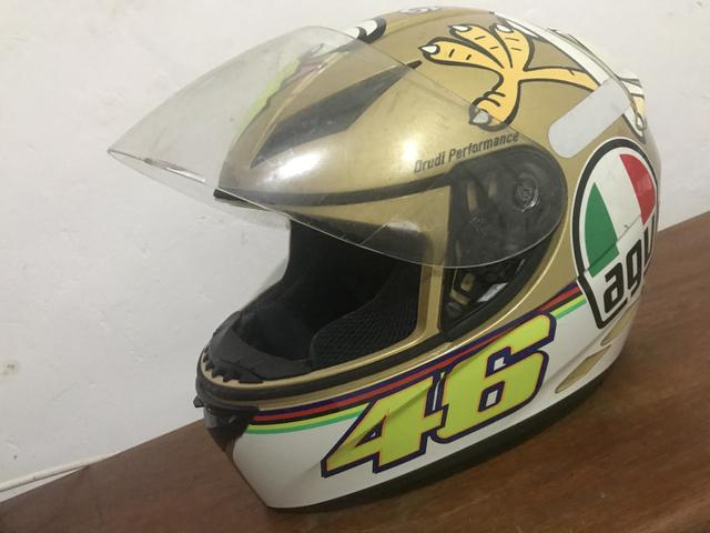 Capacetes por 800 reais os dois ! - Foto 6