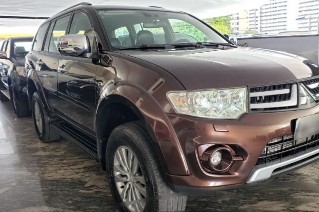 PAJERO DAKAR HPE 3.2 4X4 T.I DIES 5P AUT