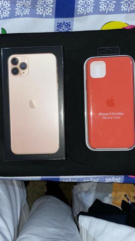 Iphone 11 pro max 64gb com case de silicone - Foto 4