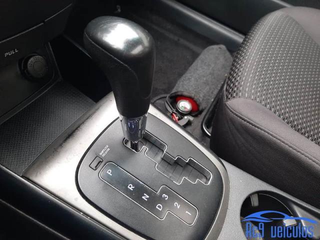 HYUNDAI I30 2011 AUT. TETO AR DIGITAL - Foto 18