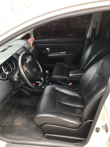 Nissan Tiida top V/T