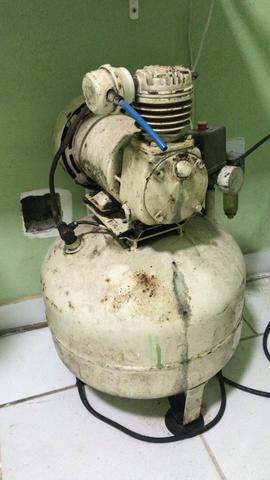 Compressor odontológico