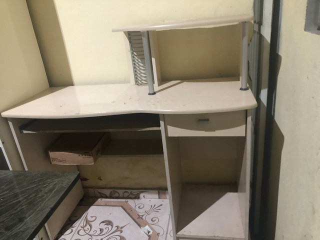 Vendo mesa de computador