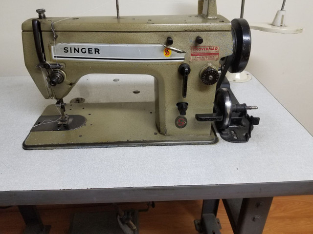 Máquina Singer 20U Reta e ZIG ZAG