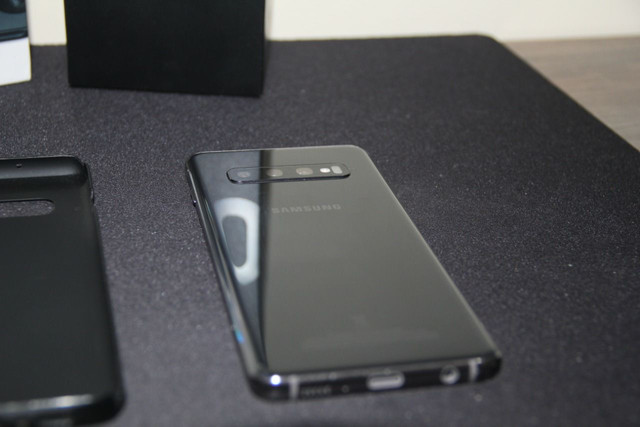 Samsung Galaxy S10 e Galaxy Buds