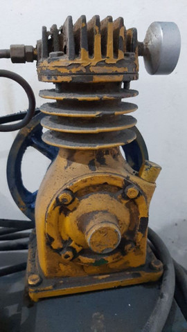 Compressor de 100L aceita trocas. - Foto 4