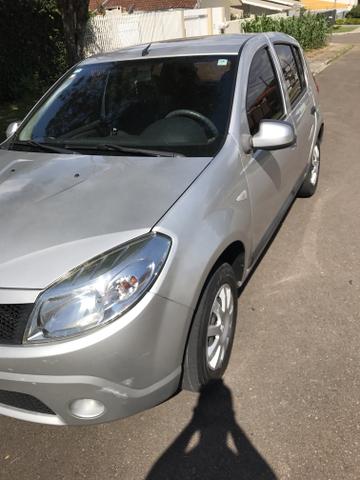 Renault Sandero - Foto 2