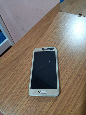 Sansung J5
