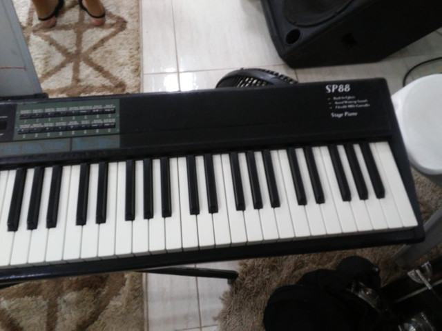 Piano Kurzweil SP88 (ACEITO CARTÃO) - Foto 3